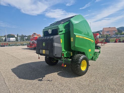 John Deere V451M 68030156072031712 © GM Bilder