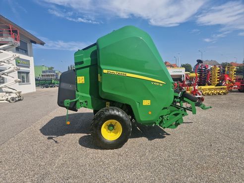 John Deere V451M 68030156072031715 © GM Bilder