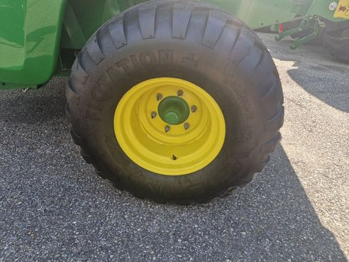 John Deere V451M 68030156072031718 © GM Bilder