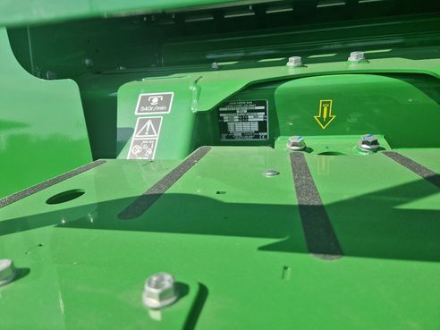 John Deere F441M 6803084271809826811 © GM Bilder