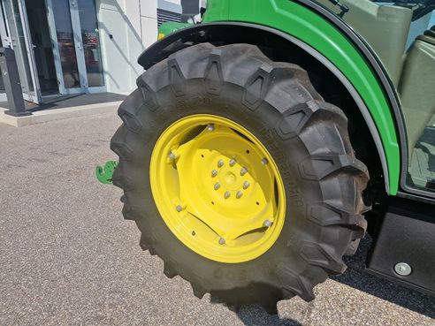 John Deere 5105GN 68034977138966113 © GM Bilder