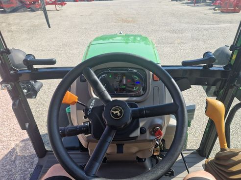 John Deere 5105GN 6803497713896619 © GM Bilder