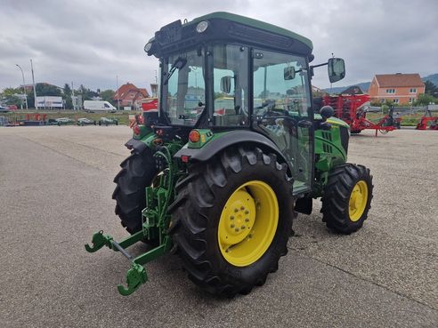 John Deere 5075 GF 681375325478745812 © GM Bilder