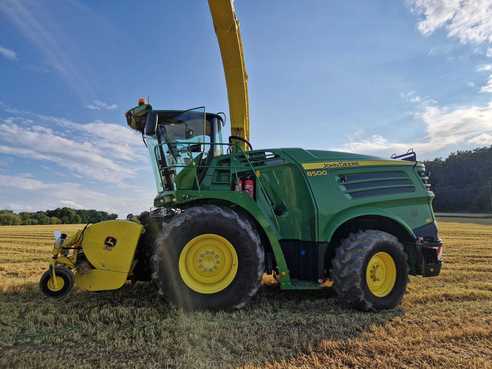 John Deere 8500 683700995 © GM Bilder
