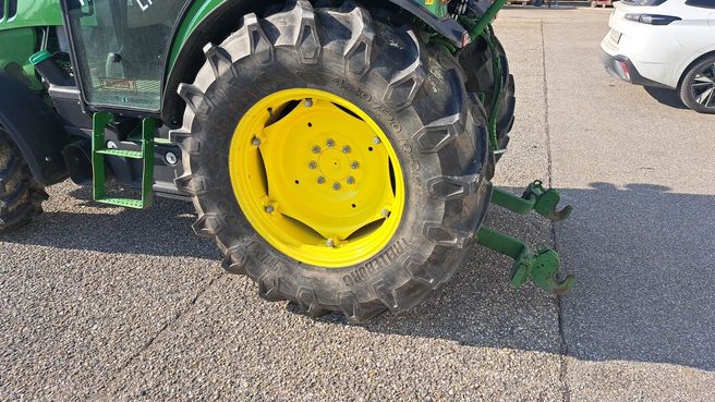 John Deere 5105GN 6837535512 © GM Bilder