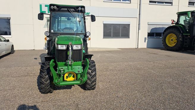 John Deere 5105GN 683753554 © GM Bilder