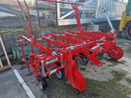 [3293-683777600_7.jpeg]