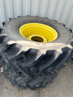 Mitas 650/75 R42 und 600/70 R28 683784241 © GM Bilder