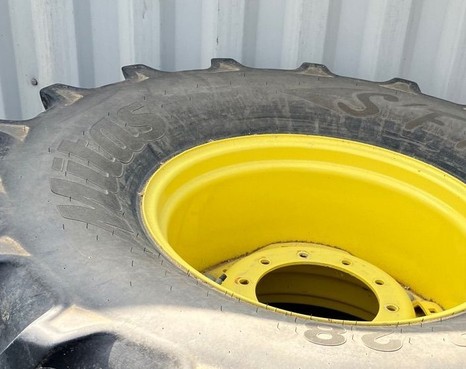 Mitas 650/75 R42 und 600/70 R28 683784246 © GM Bilder