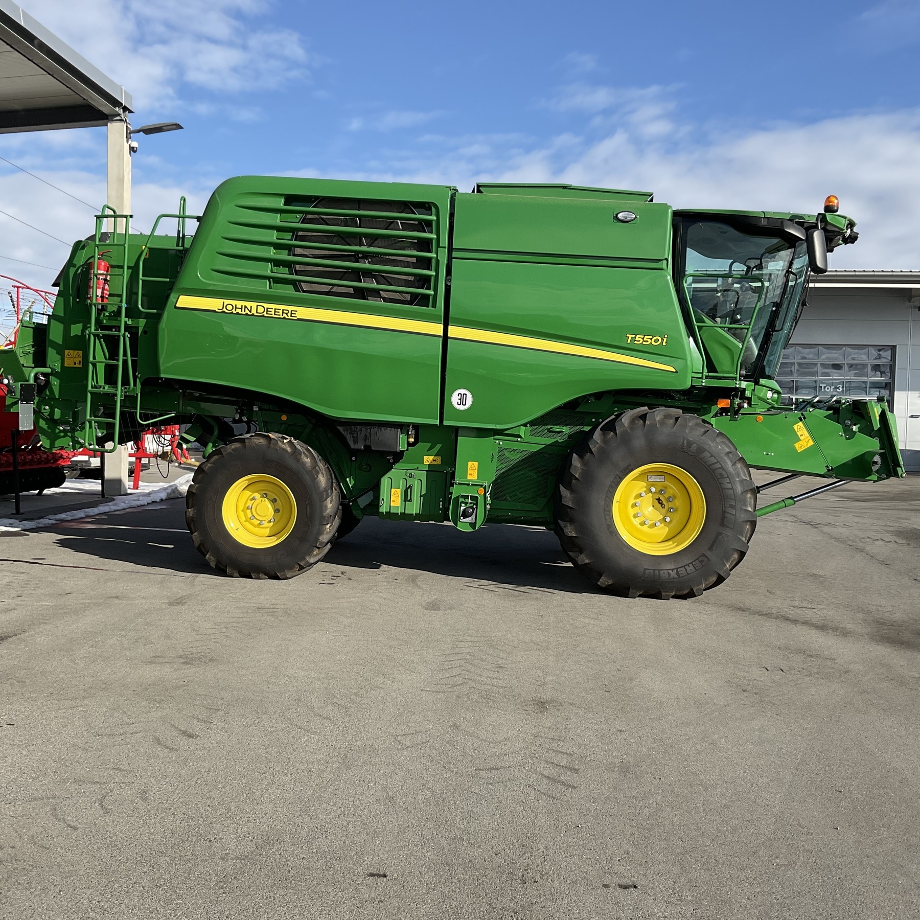 John Deere T550 i 683807712 © GM Bilder