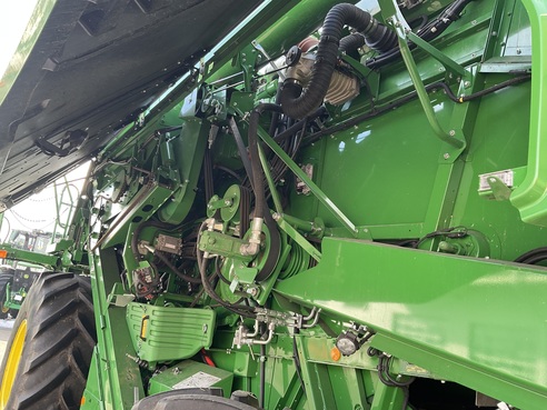 John Deere T550 i 6838077126 © GM Bilder