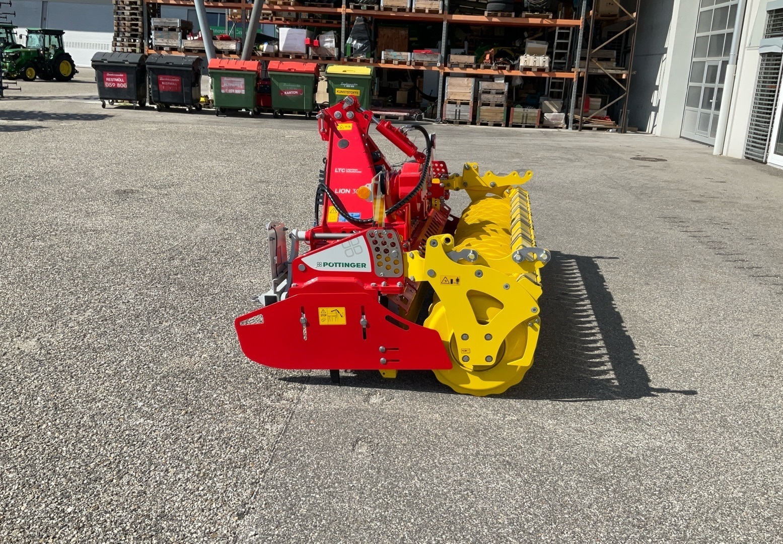 PÃ¶ttinger Lion 3040 683836917 © GM Bilder