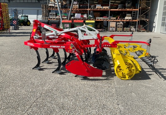 PÃ¶ttinger Synkro 3030 683836937 © GM Bilder