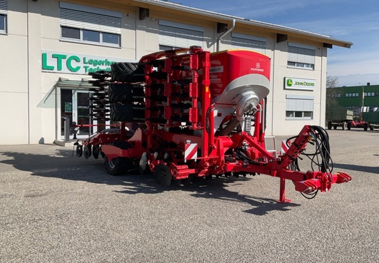 PÃ¶ttinger Terrasem V6000D 683870781 © GM Bilder