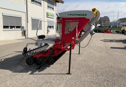 PÃ¶ttinger Aerosem 3002 ADD 683889885 © GM Bilder