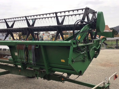 John Deere Schneidwerk 622R 683907563 © GM Bilder