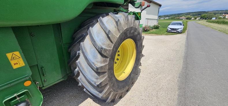 John Deere T550 6850017454467318237 © GM Bilder