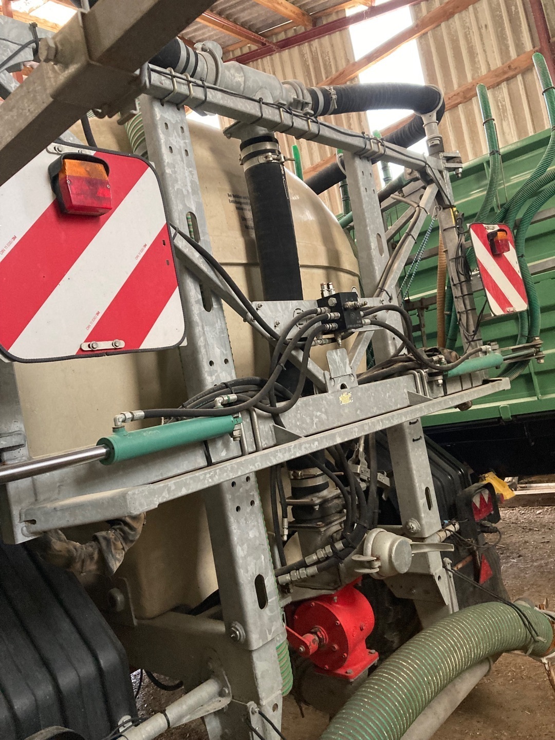 Vakutec K 14 PUL 14m3 mit 15m Schleppschlauch 6855104454434966571 © GM Bilder