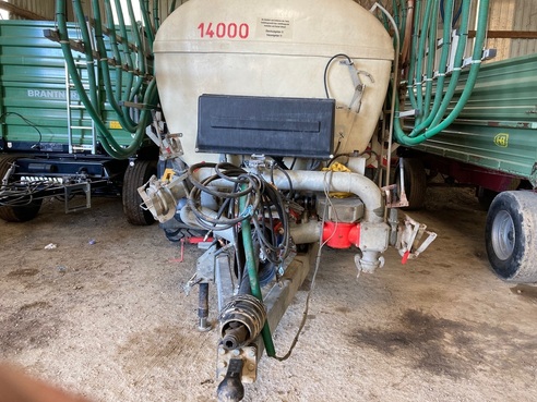 Vakutec K 14 PUL 14m3 mit 15m Schleppschlauch 6855104454434966574 © GM Bilder