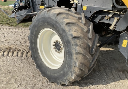 NEW HOLLAND CR9090 6916992244840213224716 © GM Bilder