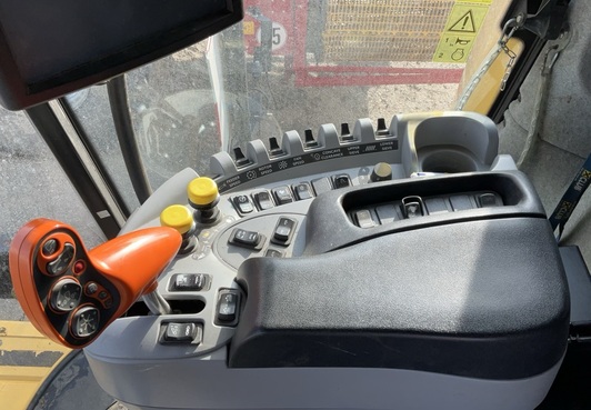 NEW HOLLAND CR9090 691699224484021322478 © GM Bilder