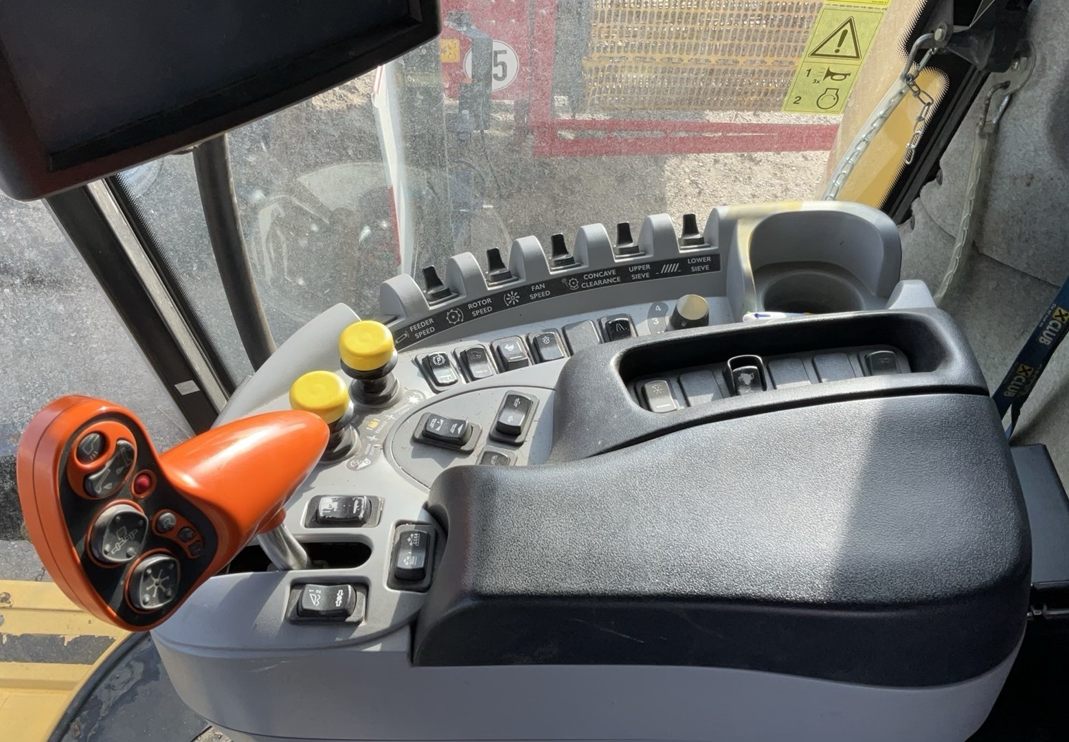 NEW HOLLAND CR9090 691699224484021322478 © GM Bilder