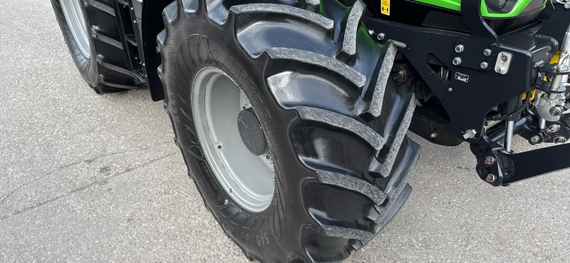 Deutz-Fahr 6130.4 TTV Agrotron 12314 © GM Bilder