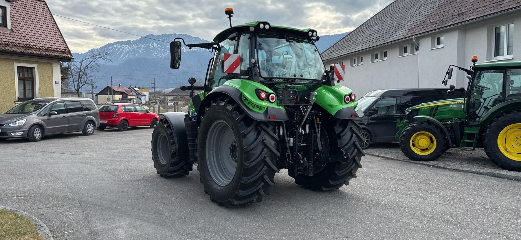 Deutz-Fahr 6130.4 TTV Agrotron 1233 © GM Bilder