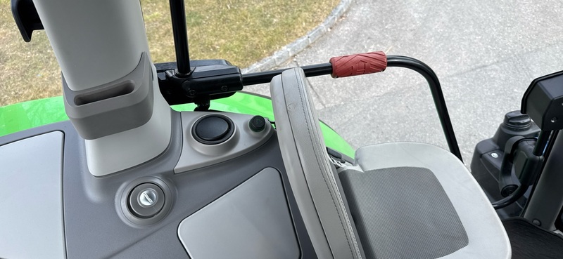 Deutz-Fahr 6130.4 TTV Agrotron 12333 © GM Bilder
