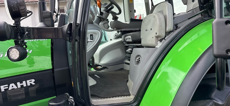 Deutz-Fahr 6130.4 TTV Agrotron 1234 © GM Bilder