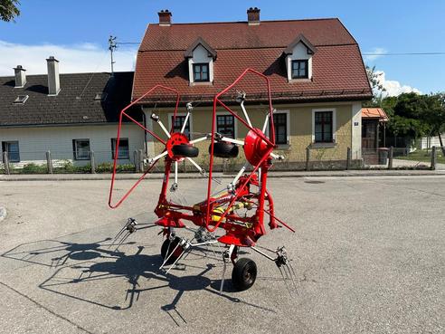 PÃ¶ttinger HIT 54N 66676892149616892 © GM Bilder