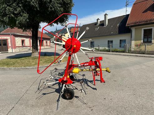 PÃ¶ttinger HIT 54N 66676892149616895 © GM Bilder