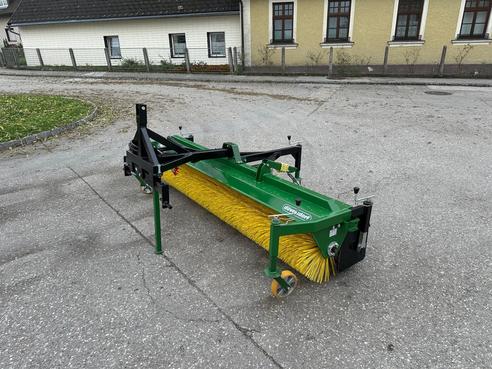 Diverse Kehrmaschine DKW 270 671495288842679132 © GM Bilder