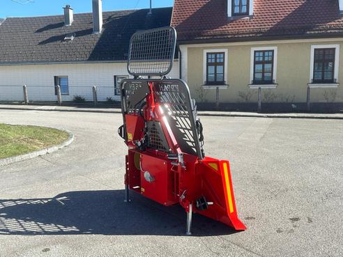 Krpan 8,5 EH inkl. Seilausstoß 6734693047230822 © GM Bilder