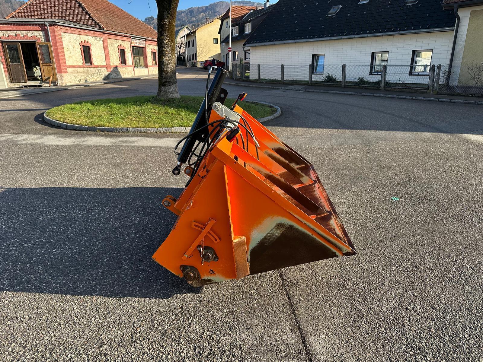 Diverse K.T.S Splittstreuer/Kommunalstreuer 6740681870720695 © GM Bilder