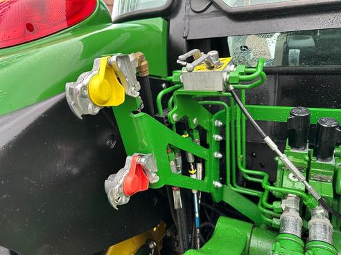 John Deere 5090R 67500801411717 © GM Bilder