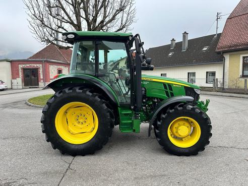 John Deere 5090R 6750080141176 © GM Bilder