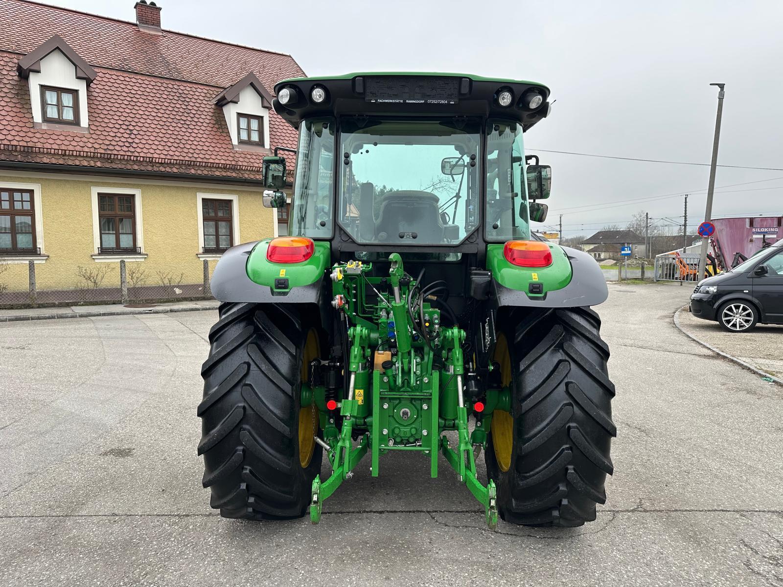 John Deere 5090R 6750080141177 © GM Bilder