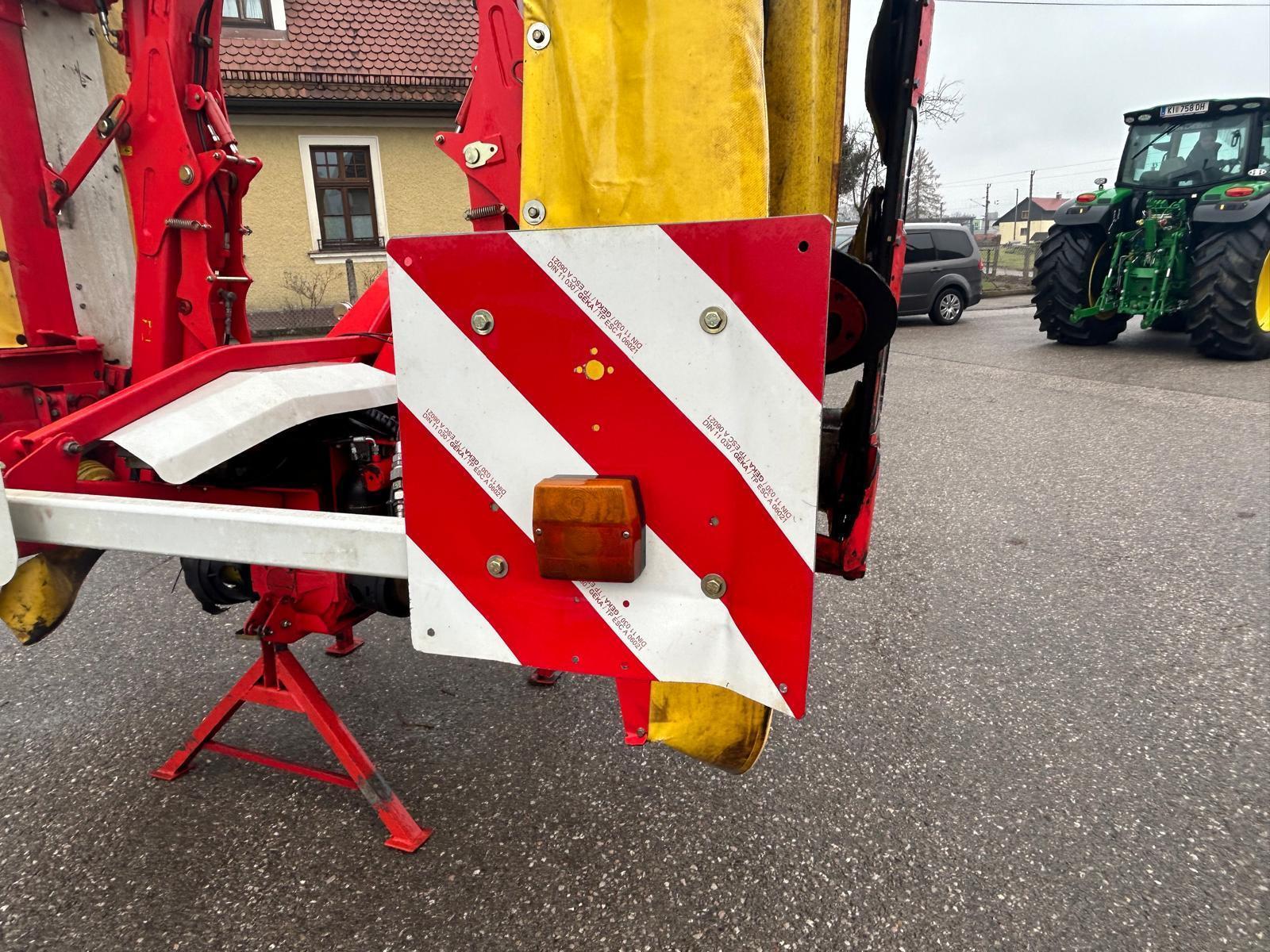 PÃ¶ttinger Novacat V10 67596951578554940110 © GM Bilder