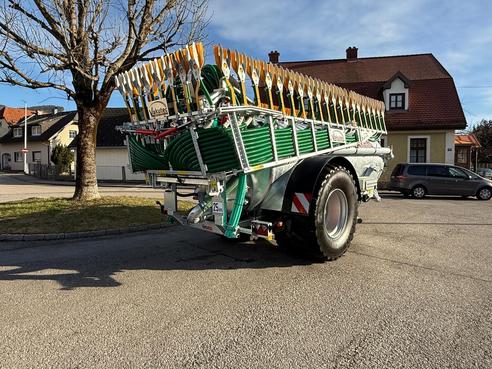 Vakutec VA 9500 inkl. 12m Vario-Flex Schlepp Schuh 67951524379771712 © GM Bilder