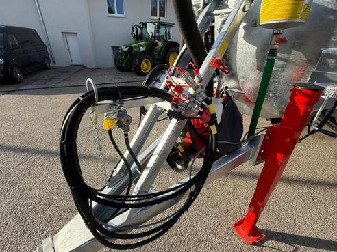 Vakutec VA 9500 inkl. 12m Vario-Flex Schlepp Schuh 67951524379771718 © GM Bilder