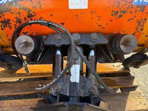 ECO TECHNOLOGIES Schneeschild 140 cm 679816673921601510 © GM Bilder