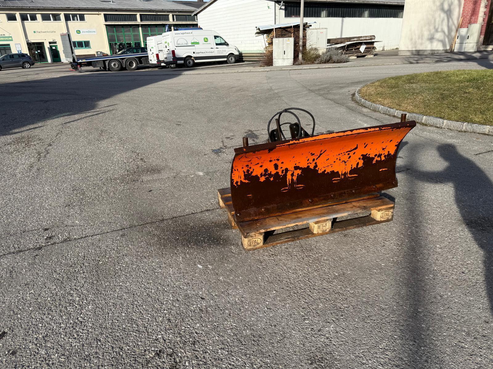 ECO TECHNOLOGIES Schneeschild 140 cm 6798276984596704780 © GM Bilder