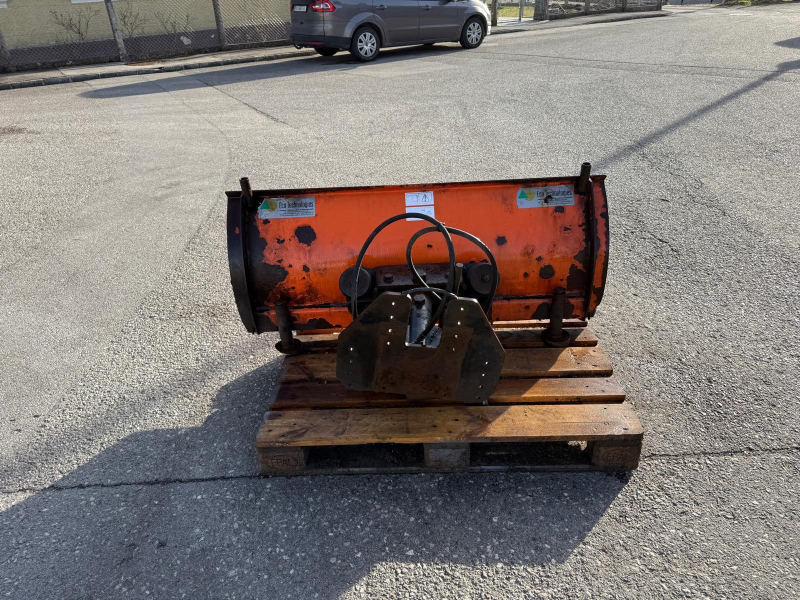 ECO TECHNOLOGIES Schneeschild 140 cm 6798276984596704786 © GM Bilder