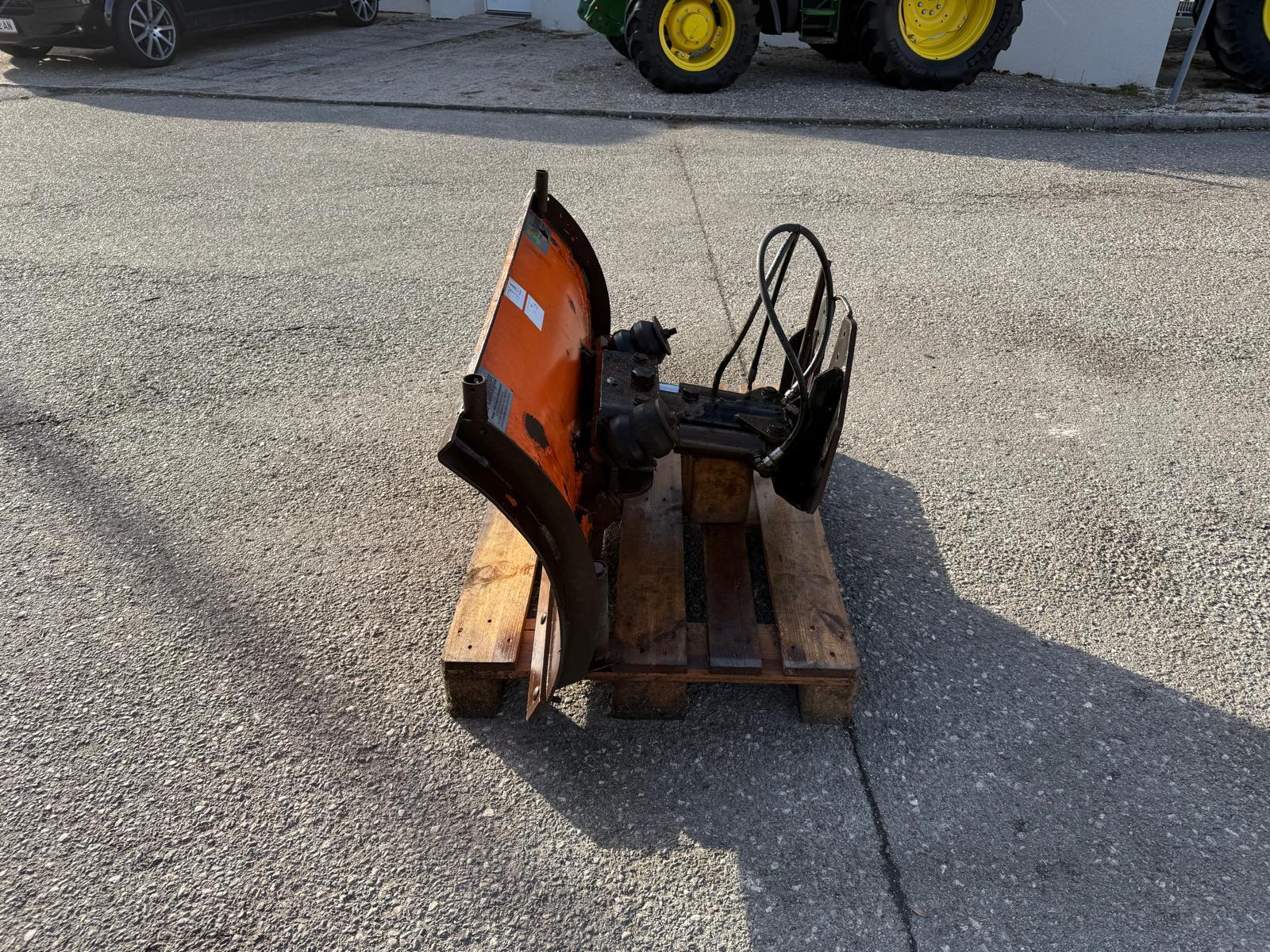 ECO TECHNOLOGIES Schneeschild 140 cm 6798276984596704787 © GM Bilder