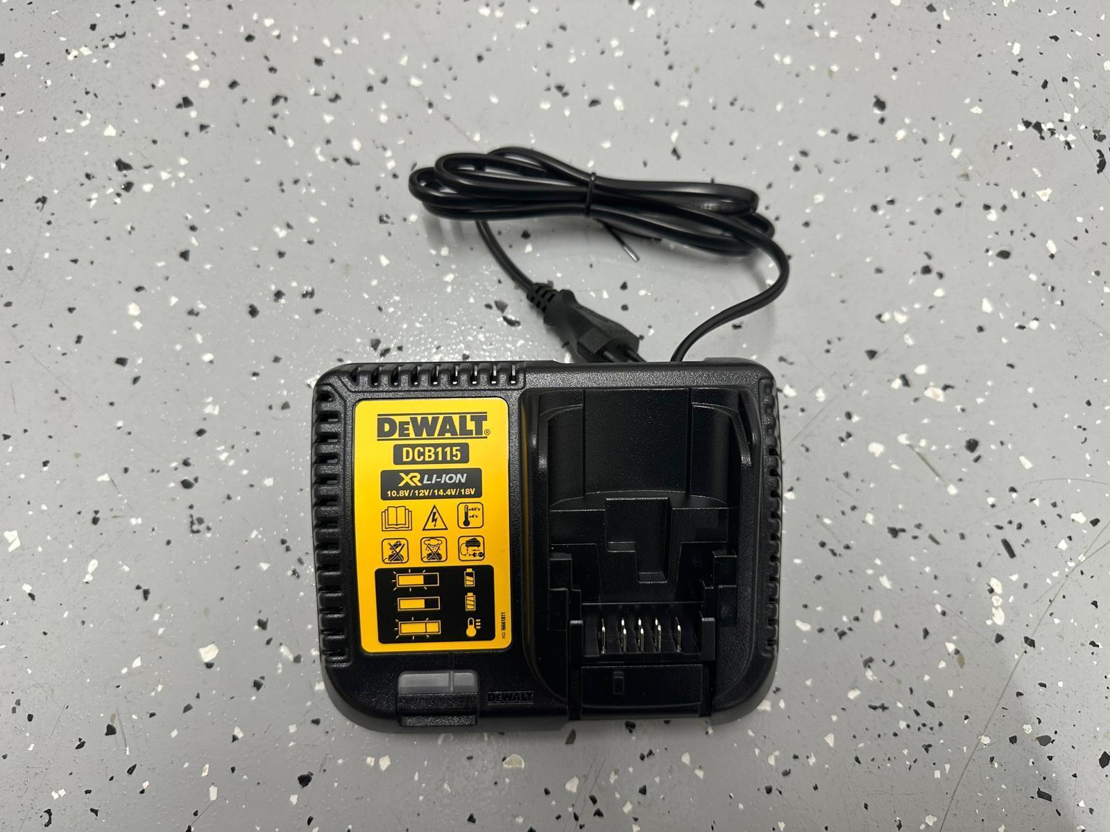 Diverse DeWalt Akku Schrauber DCD 777 6799178786096 © GM Bilder