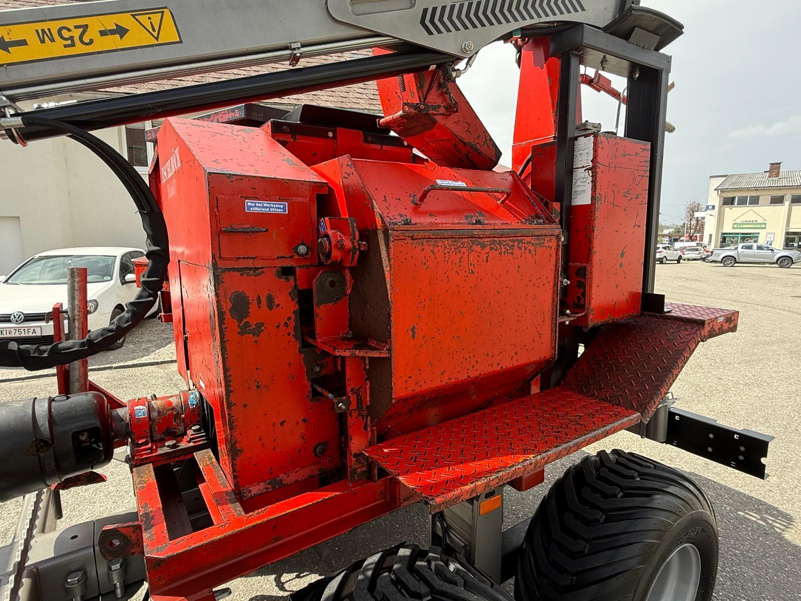 EschlbÃ¶ck Holzhackmaschine 6801032305992150117 © GM Bilder