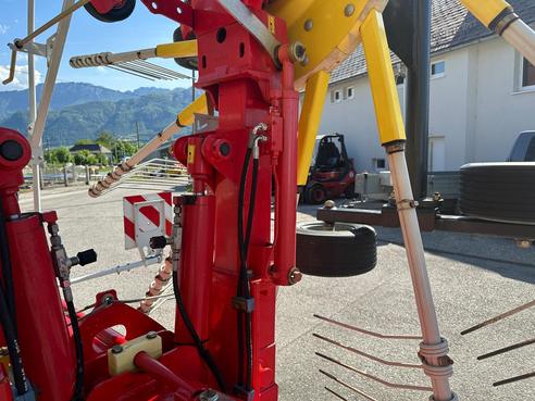 PÃ¶ttinger TOP 762 C 681486523644077063310 © GM Bilder