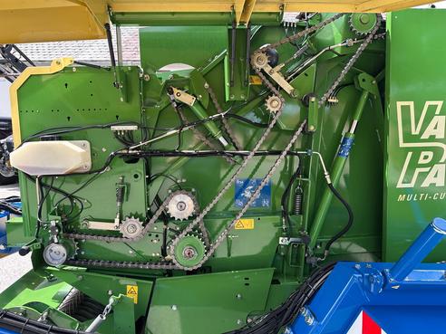 Krone Krone Kombi Presse Vario Pack 1500 6822110735990120 © GM Bilder