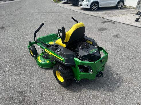 John Deere Z-Trac Z 320R 682233990826960874463 © GM Bilder